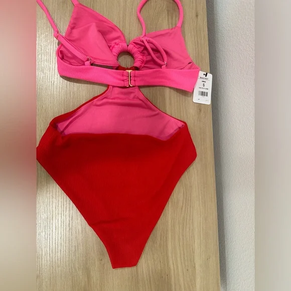NWT Women's Beach Riot Kristen red and pink cut out one piece size small - Picture 13 of 13